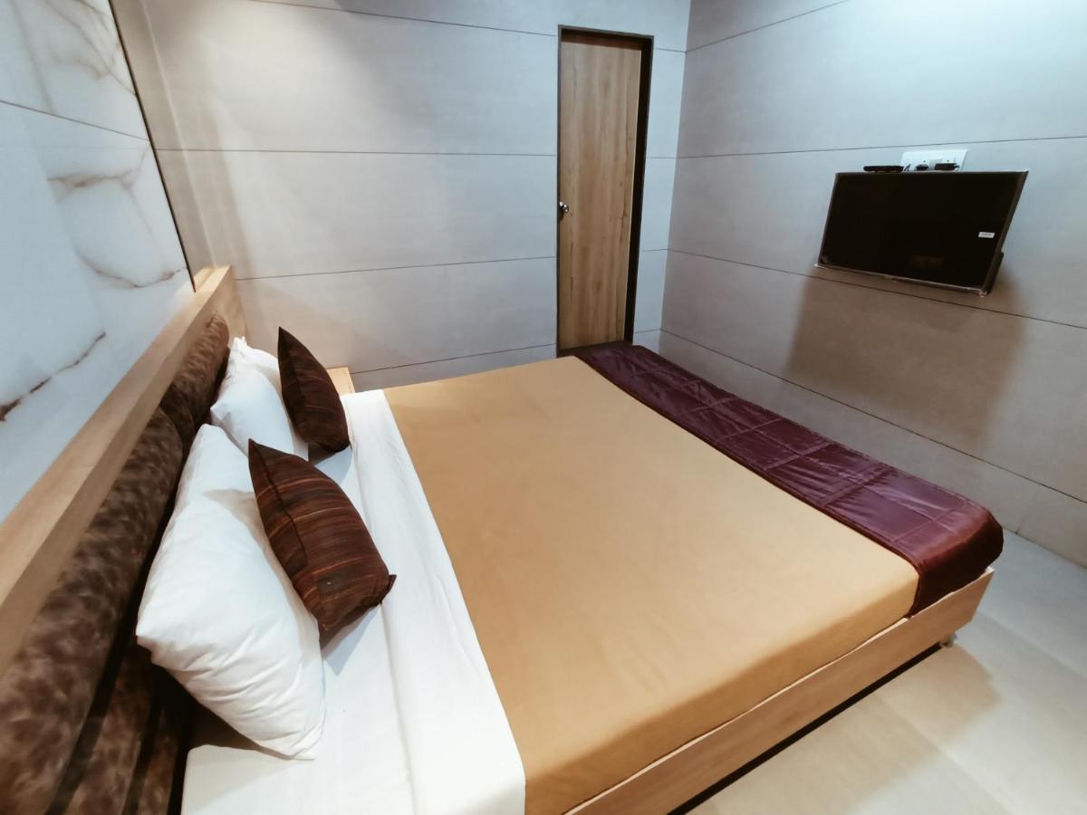 Hotel Prasad NX Mumbai Bagian luar foto