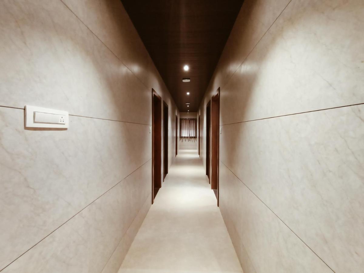 Hotel Prasad NX Mumbai Bagian luar foto