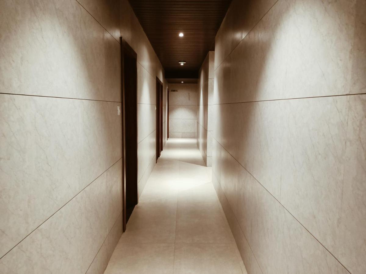 Hotel Prasad NX Mumbai Bagian luar foto