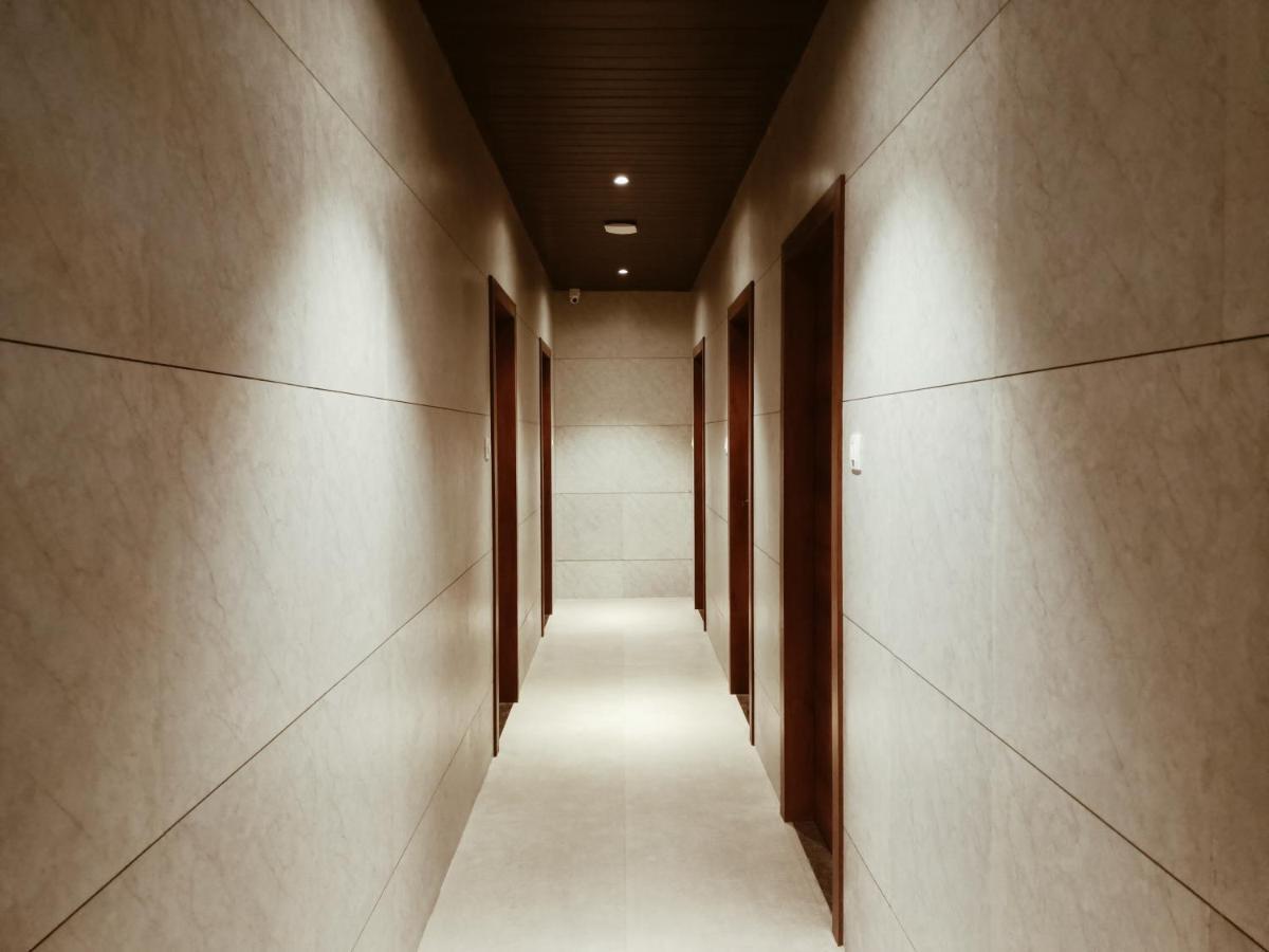 Hotel Prasad NX Mumbai Bagian luar foto