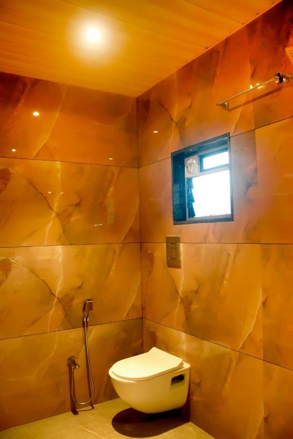 Hotel Prasad NX Mumbai Bagian luar foto